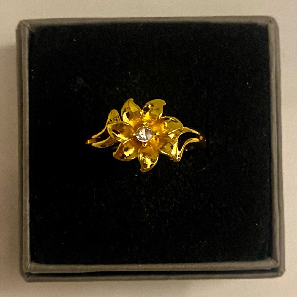 18k Gold Plated Flower Ring